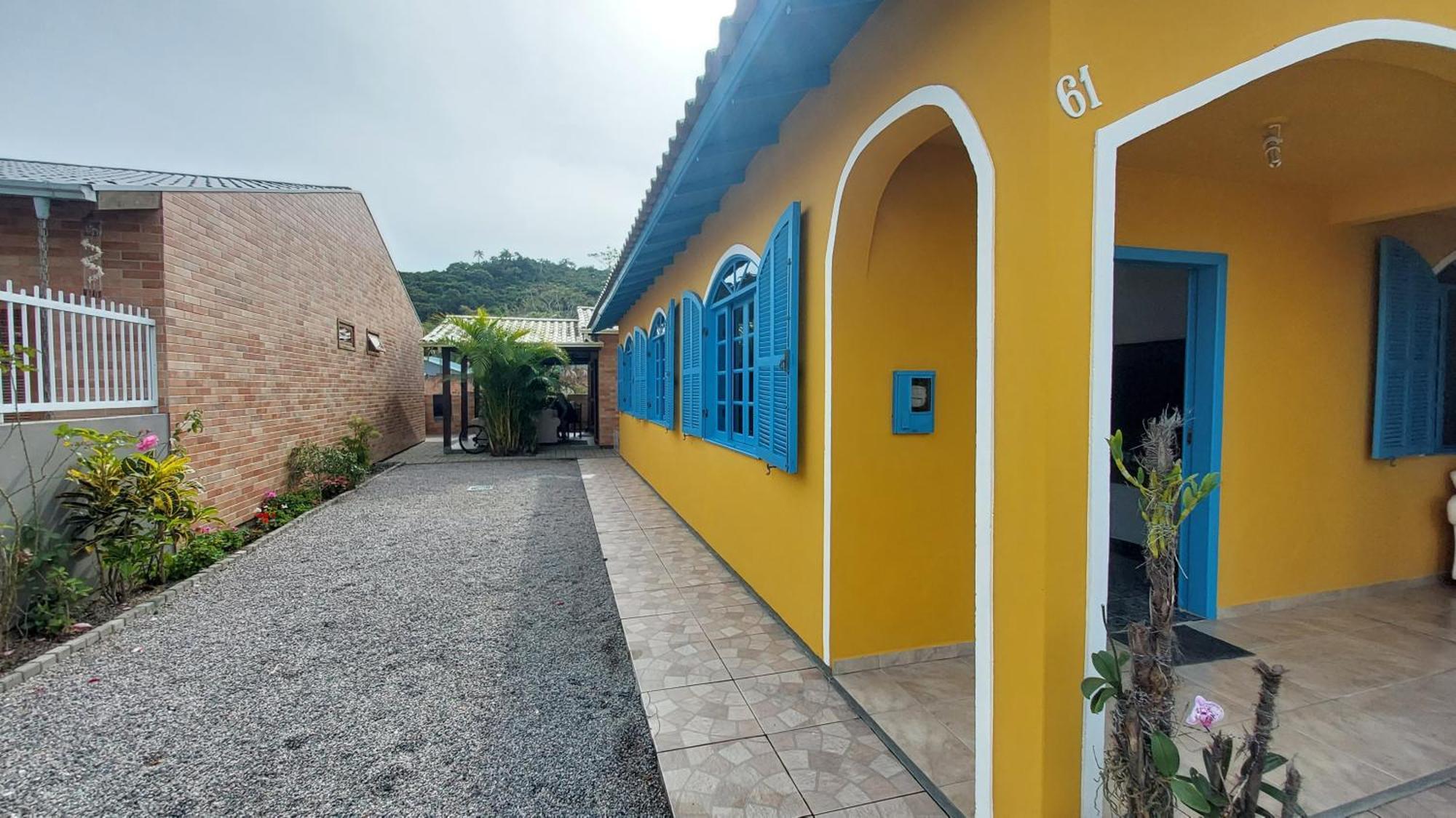 Casa 300M Da Praia Com Lindo Jardim! フロリアノポリス エクステリア 写真